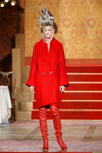 Look 28